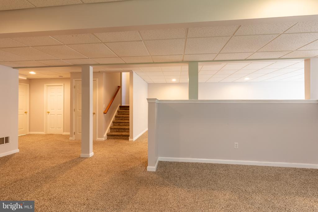 613 PEPPERBUSH COURT