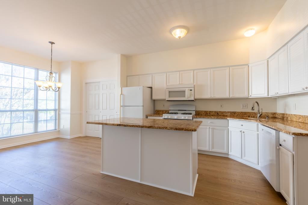 613 PEPPERBUSH COURT