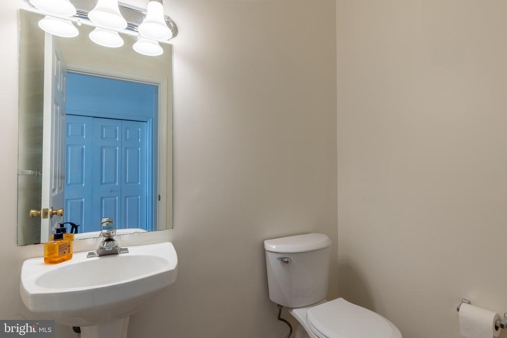 613 PEPPERBUSH COURT