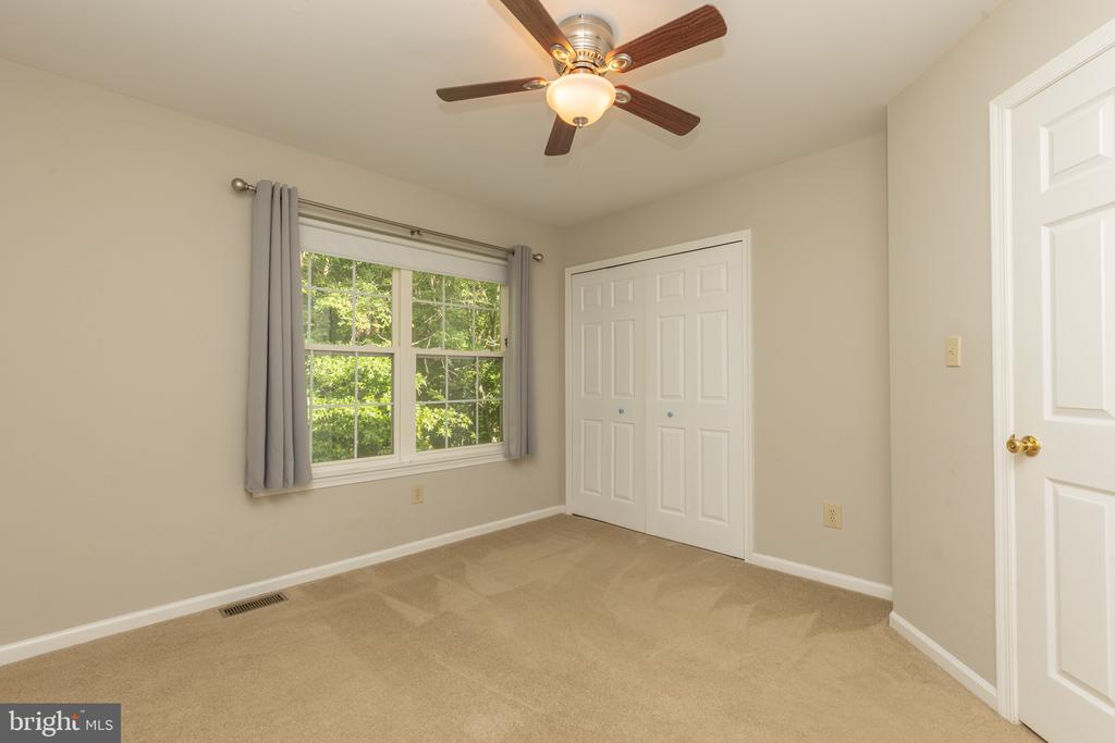 223 E FLAGSTONE DRIVE