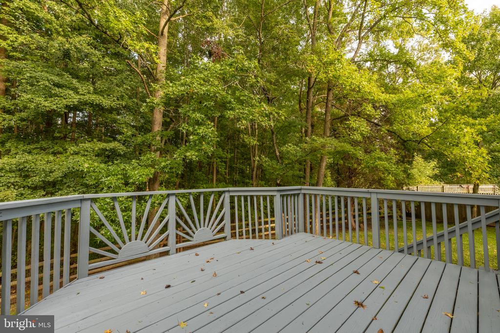 223 E FLAGSTONE DRIVE