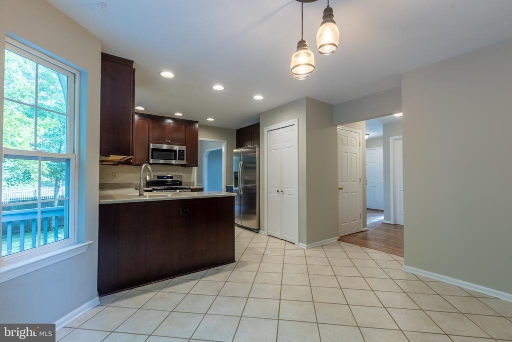 223 E FLAGSTONE DRIVE