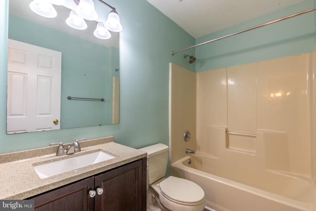 223 E FLAGSTONE DRIVE