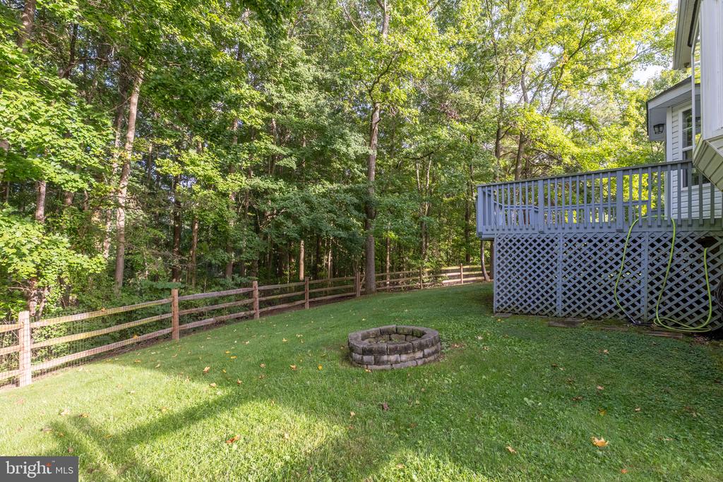 223 E FLAGSTONE DRIVE