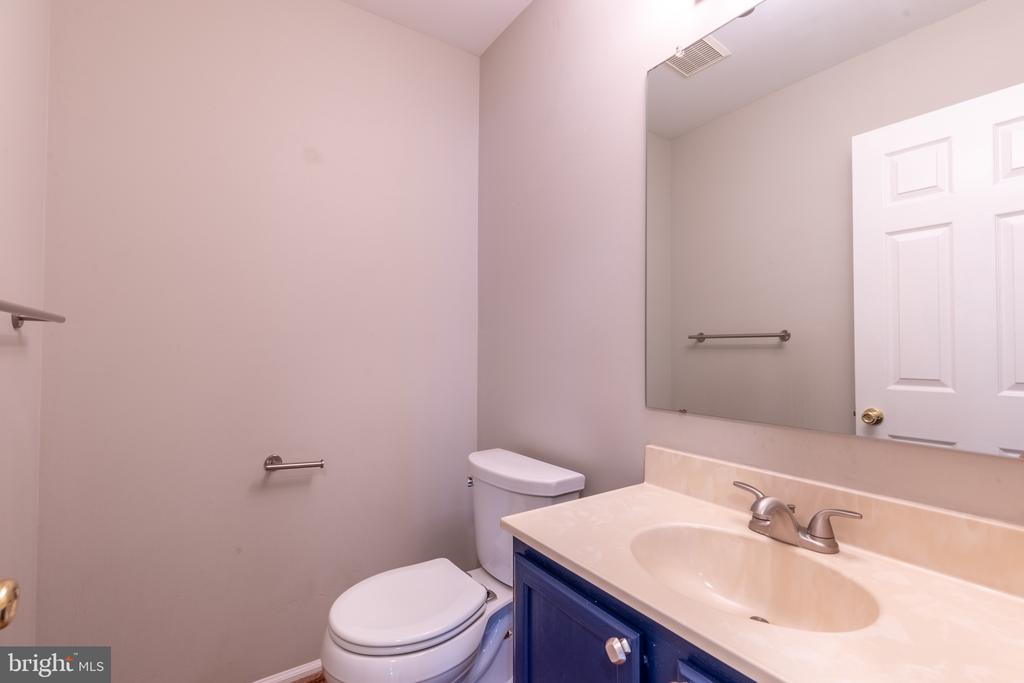 223 E FLAGSTONE DRIVE