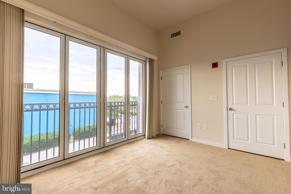 530 HARLAN BOULEVARD Unit: G321