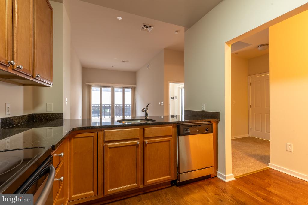 530 HARLAN BOULEVARD Unit: G321