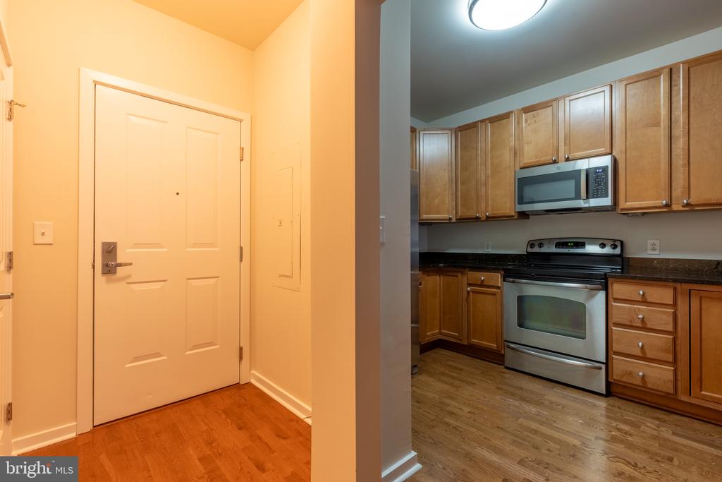 530 HARLAN BOULEVARD Unit: G321