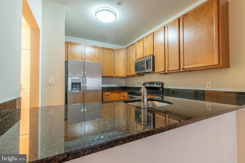 530 HARLAN BOULEVARD Unit: G321