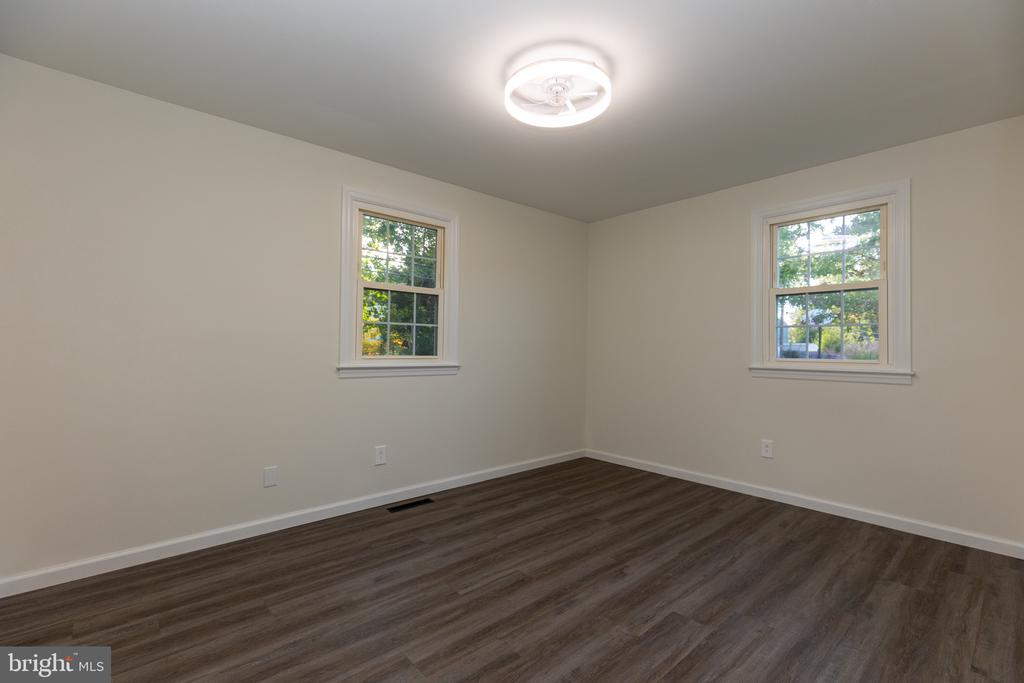 111 S DILLWYN ROAD