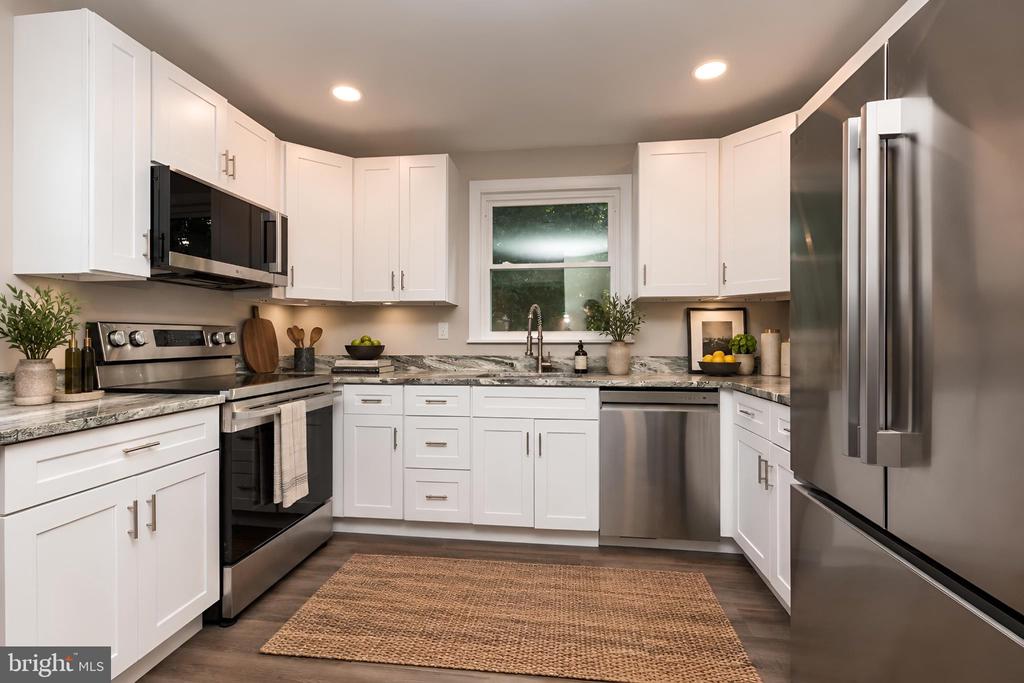 111 S DILLWYN ROAD