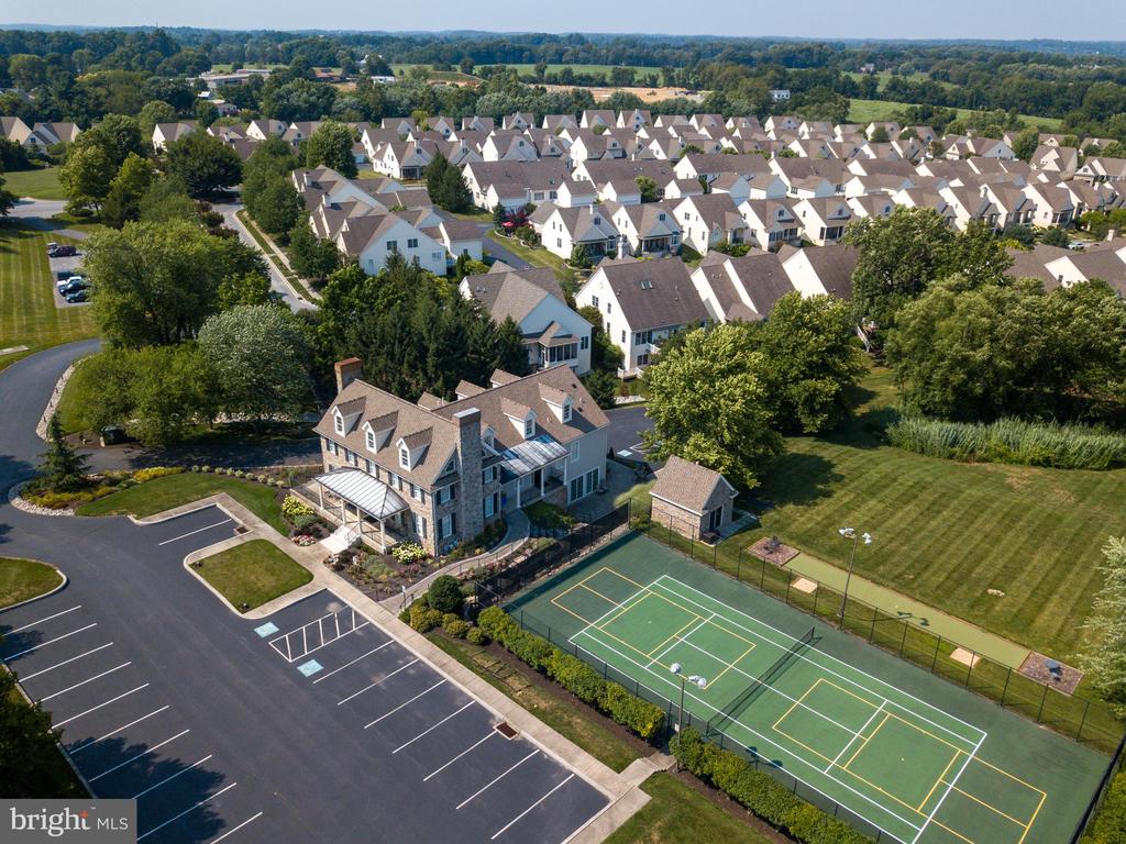 355 CARLISLE DRIVE