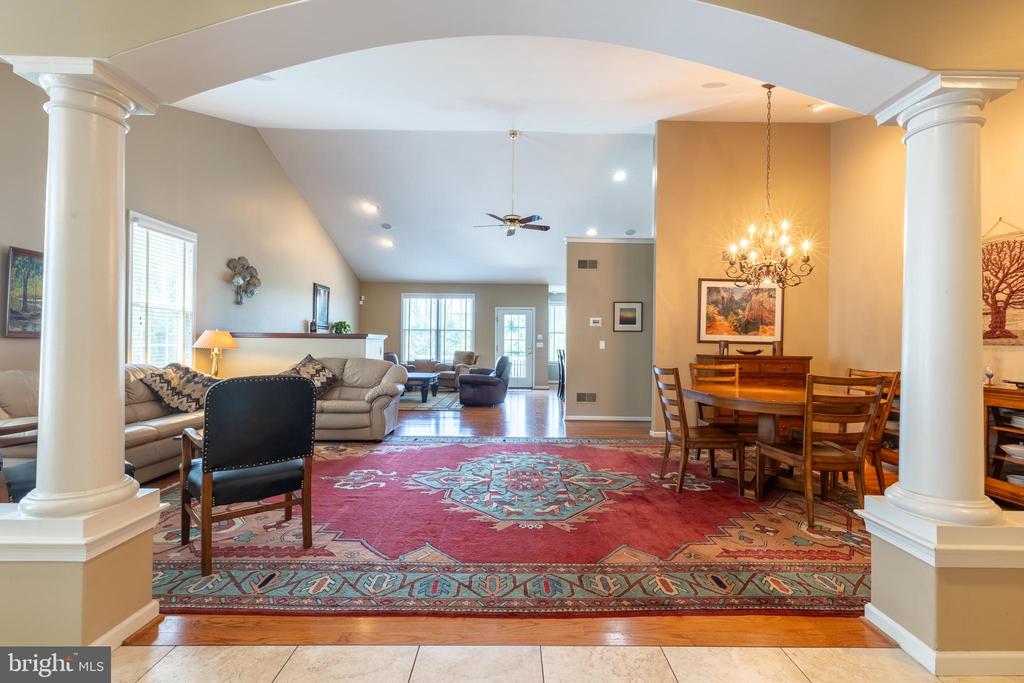 355 CARLISLE DRIVE