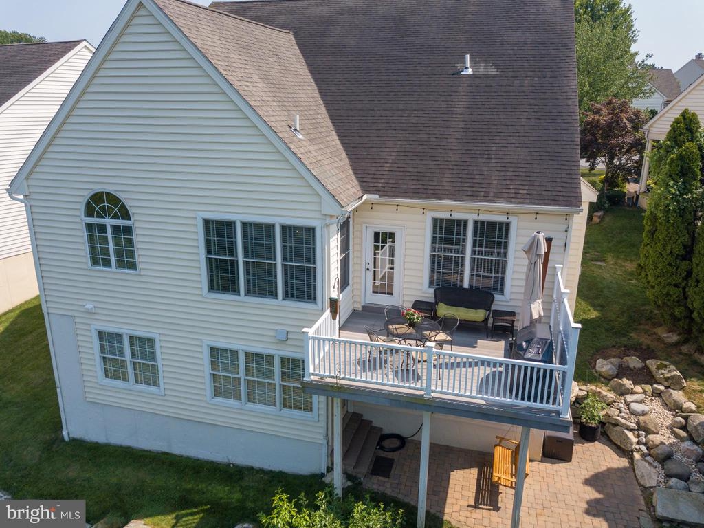 355 CARLISLE DRIVE