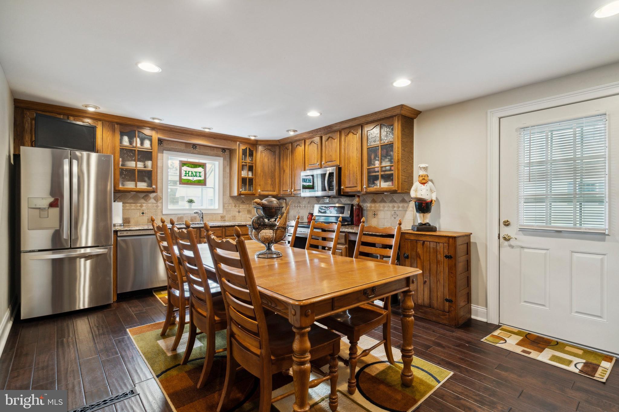 145 STRATFORD DRIVE