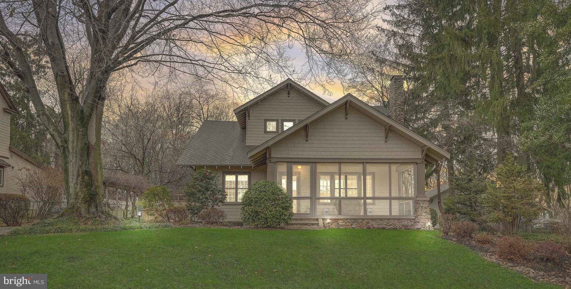 96 Fairview Ave