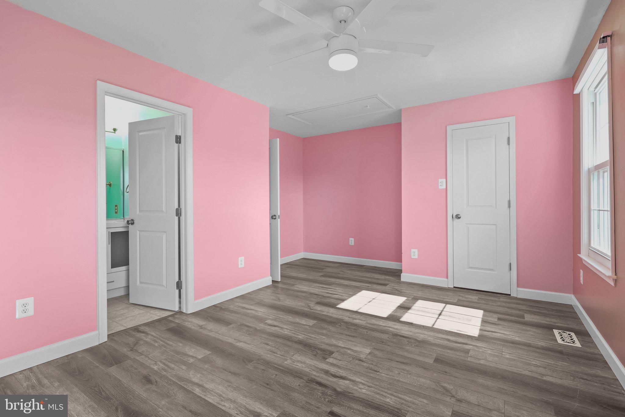 139 Carousel Cir