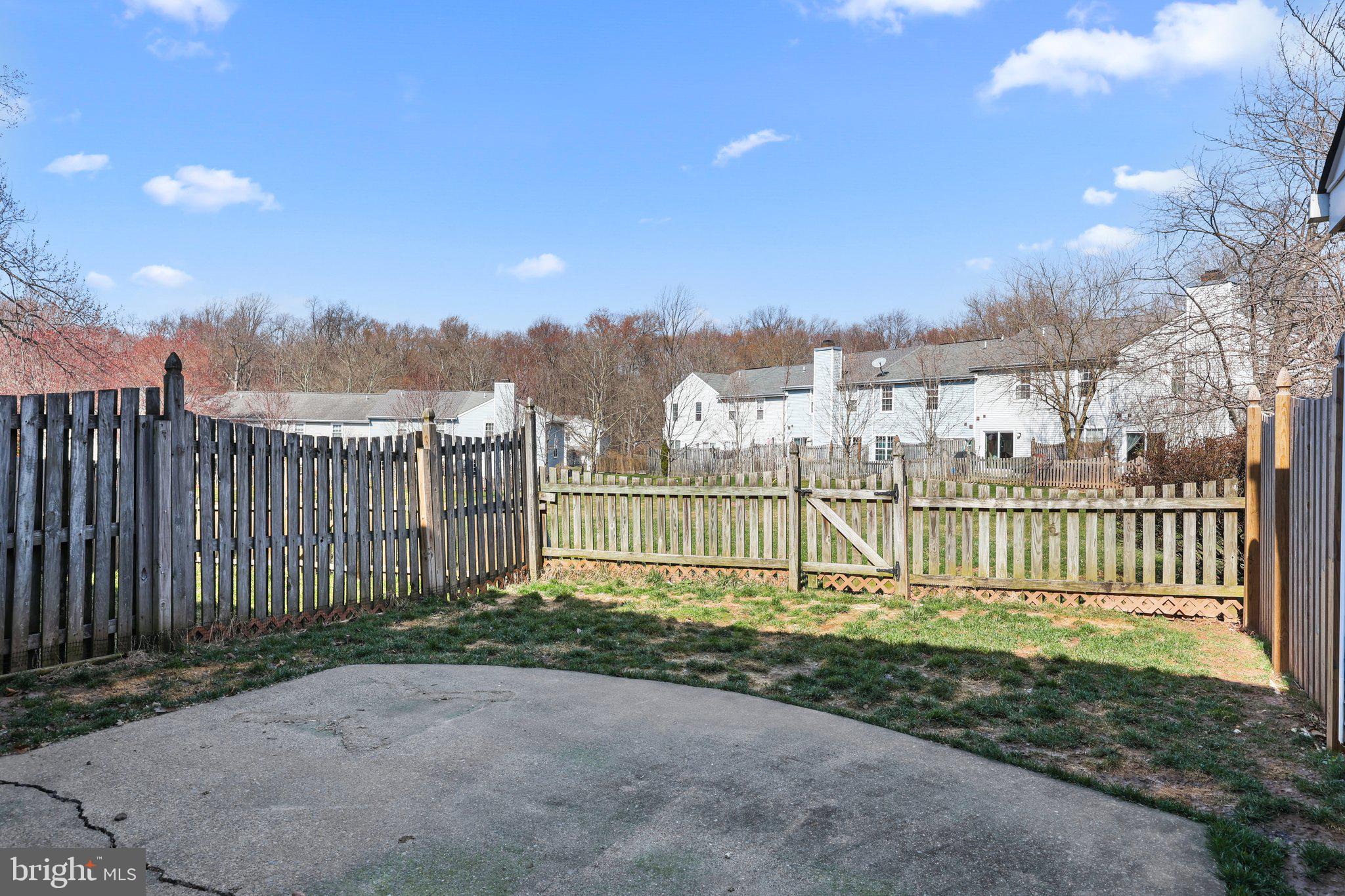 139 Carousel Cir