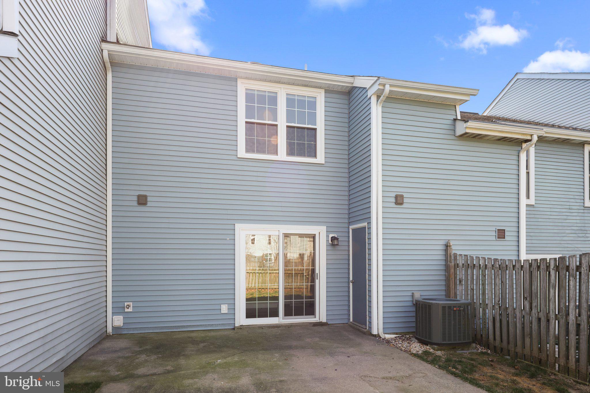 139 Carousel Cir