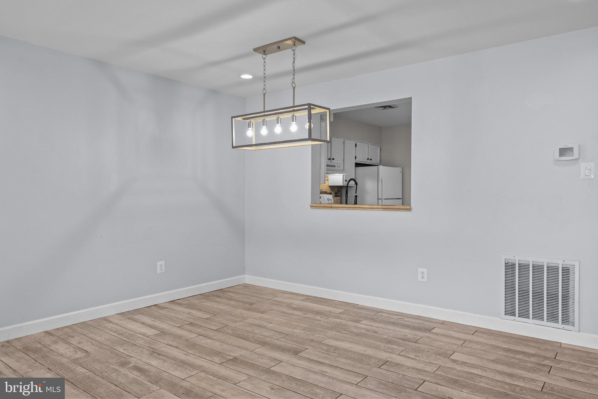 139 Carousel Cir