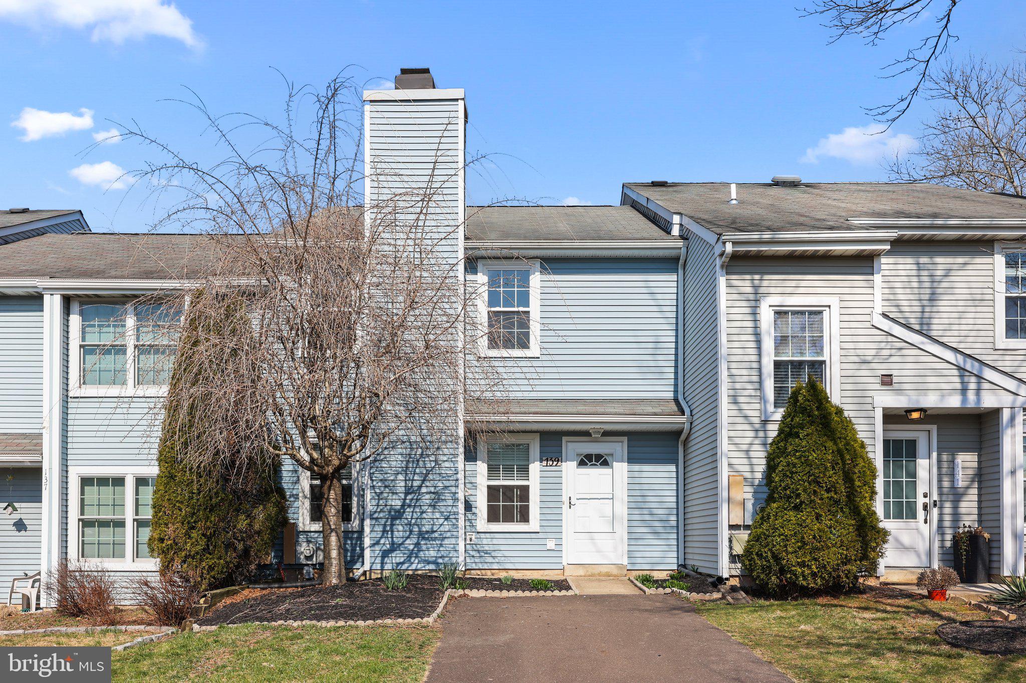 139 Carousel Cir