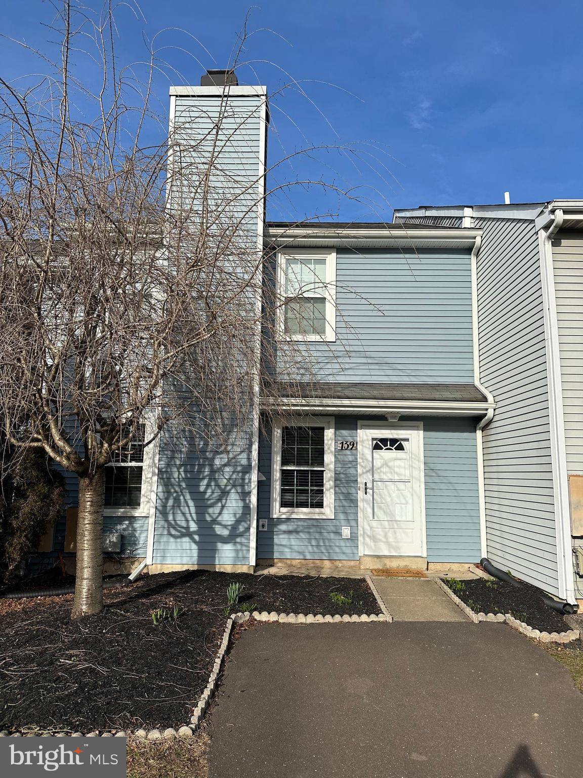 139 Carousel Cir