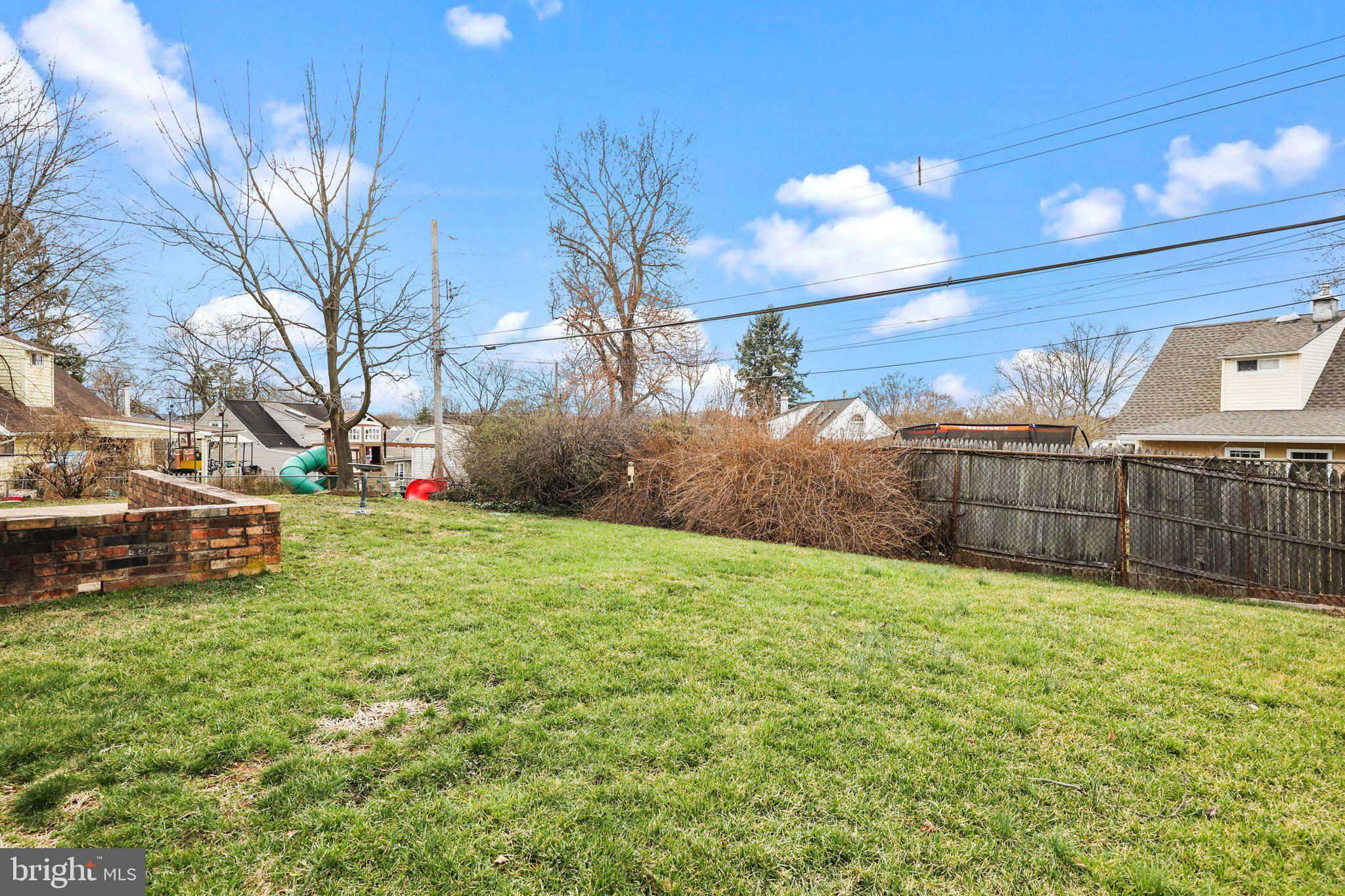 45 Quaker Hill Rd