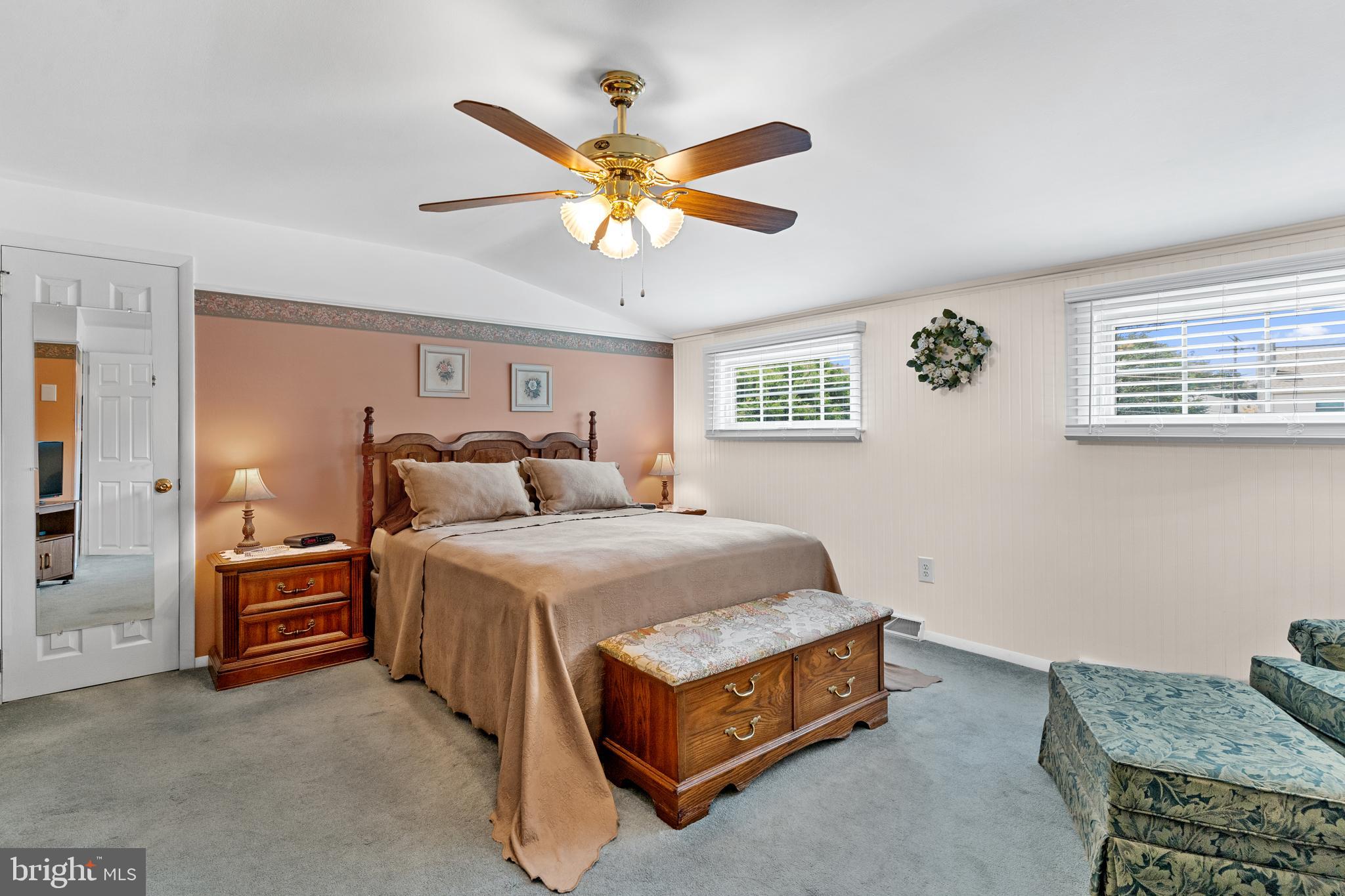 208 Wellington Dr