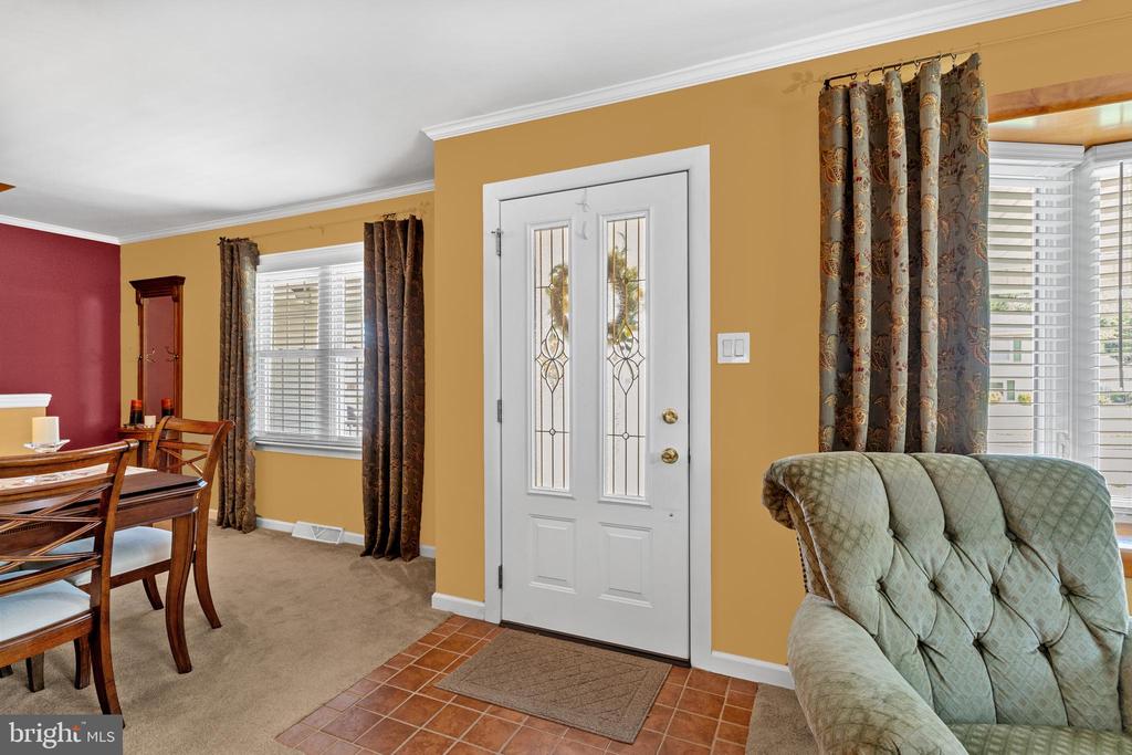 208 Wellington Dr