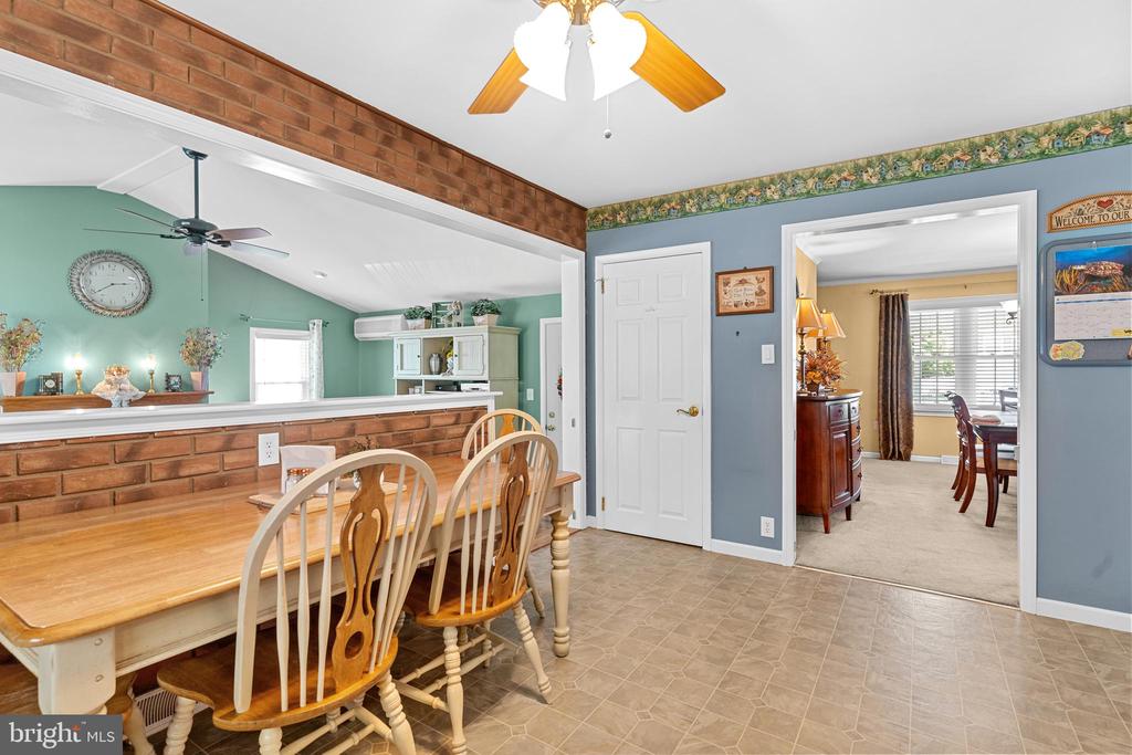 208 Wellington Dr
