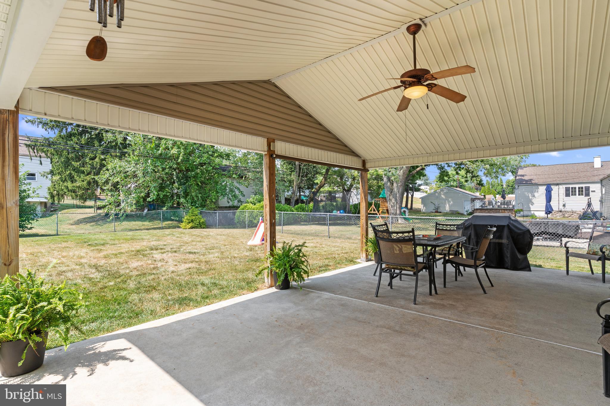 208 Wellington Dr