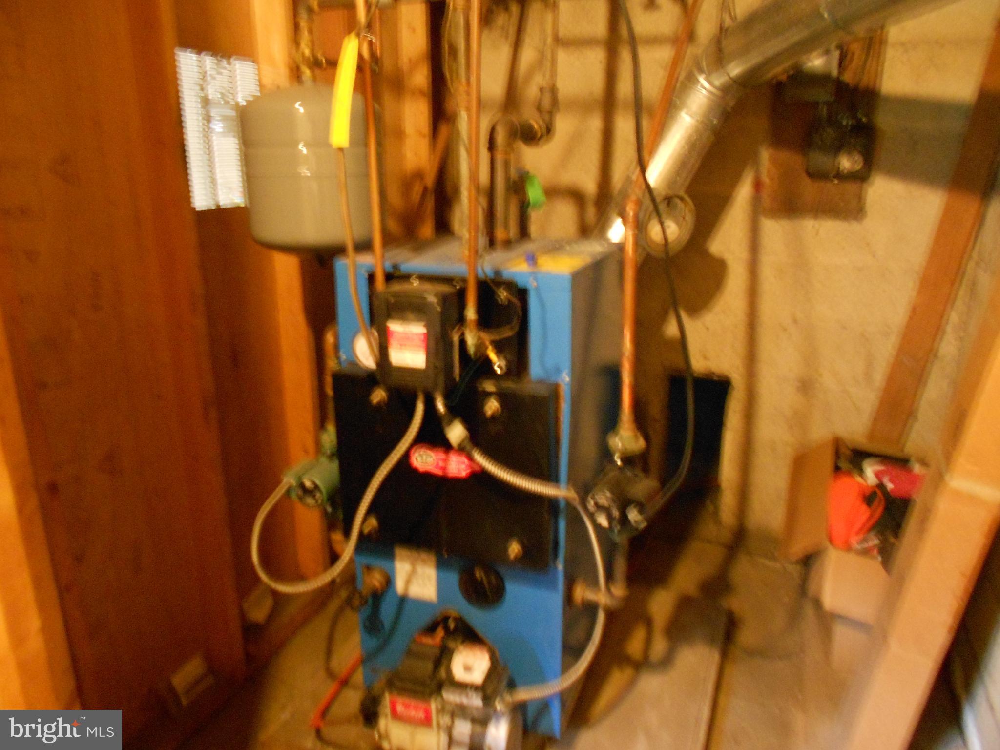 1760 Lower Rocky Dale Rd