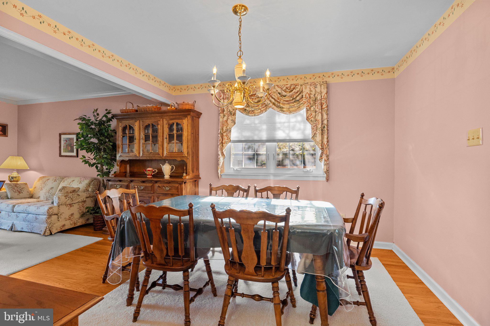 837 Boxwood Cir
