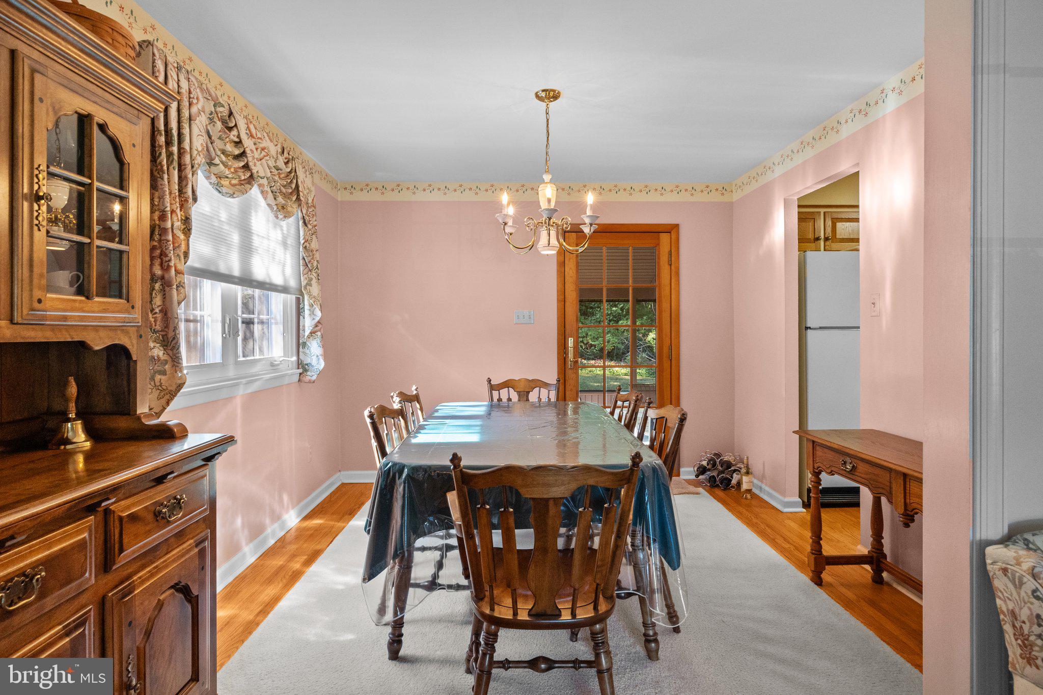 837 Boxwood Cir