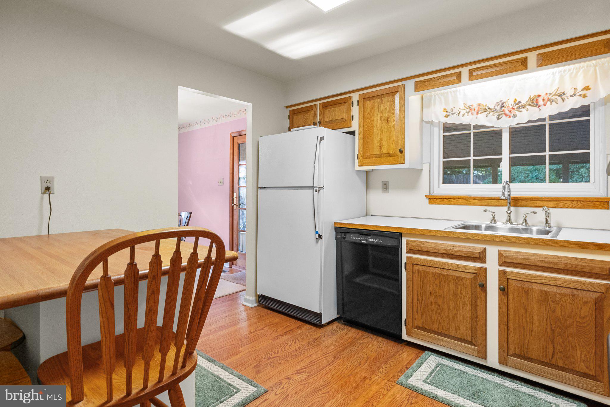 837 Boxwood Cir