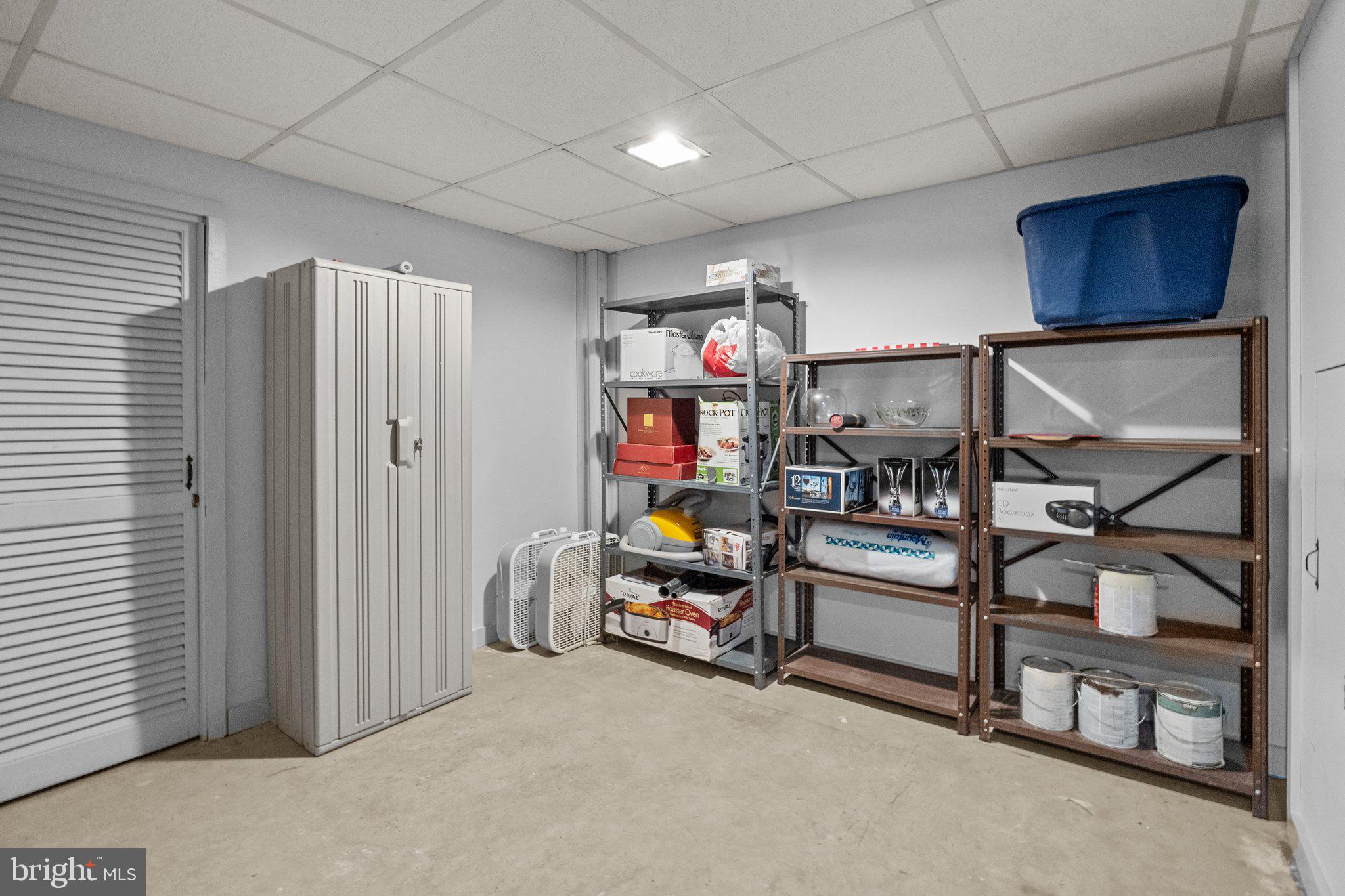 837 Boxwood Cir