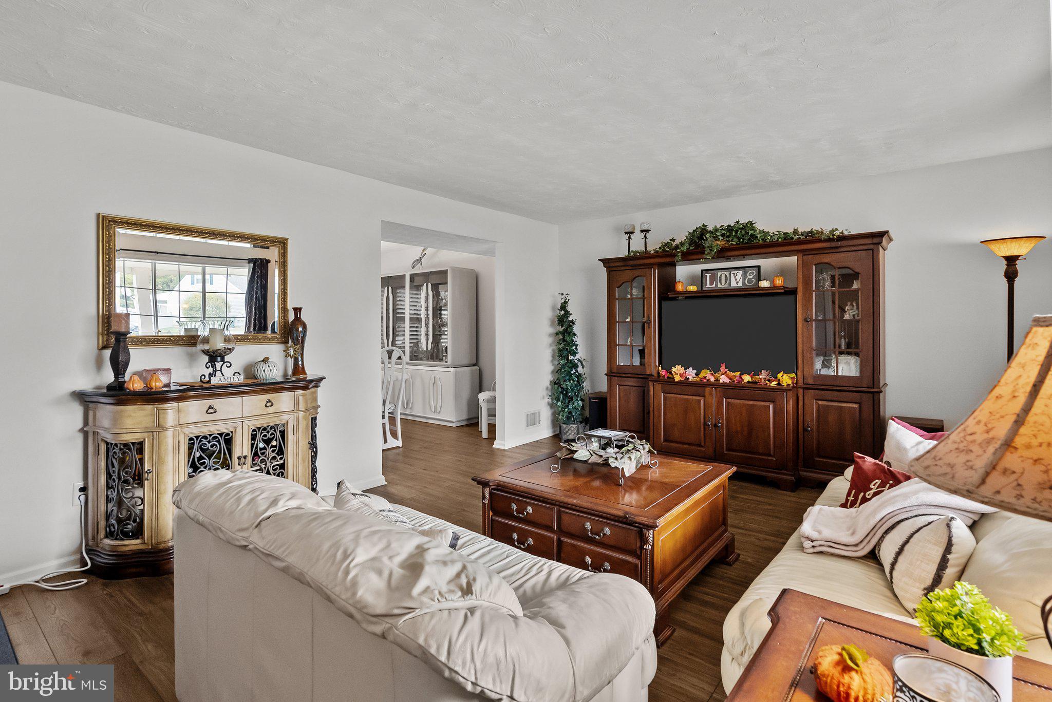 99 Grant Dr
