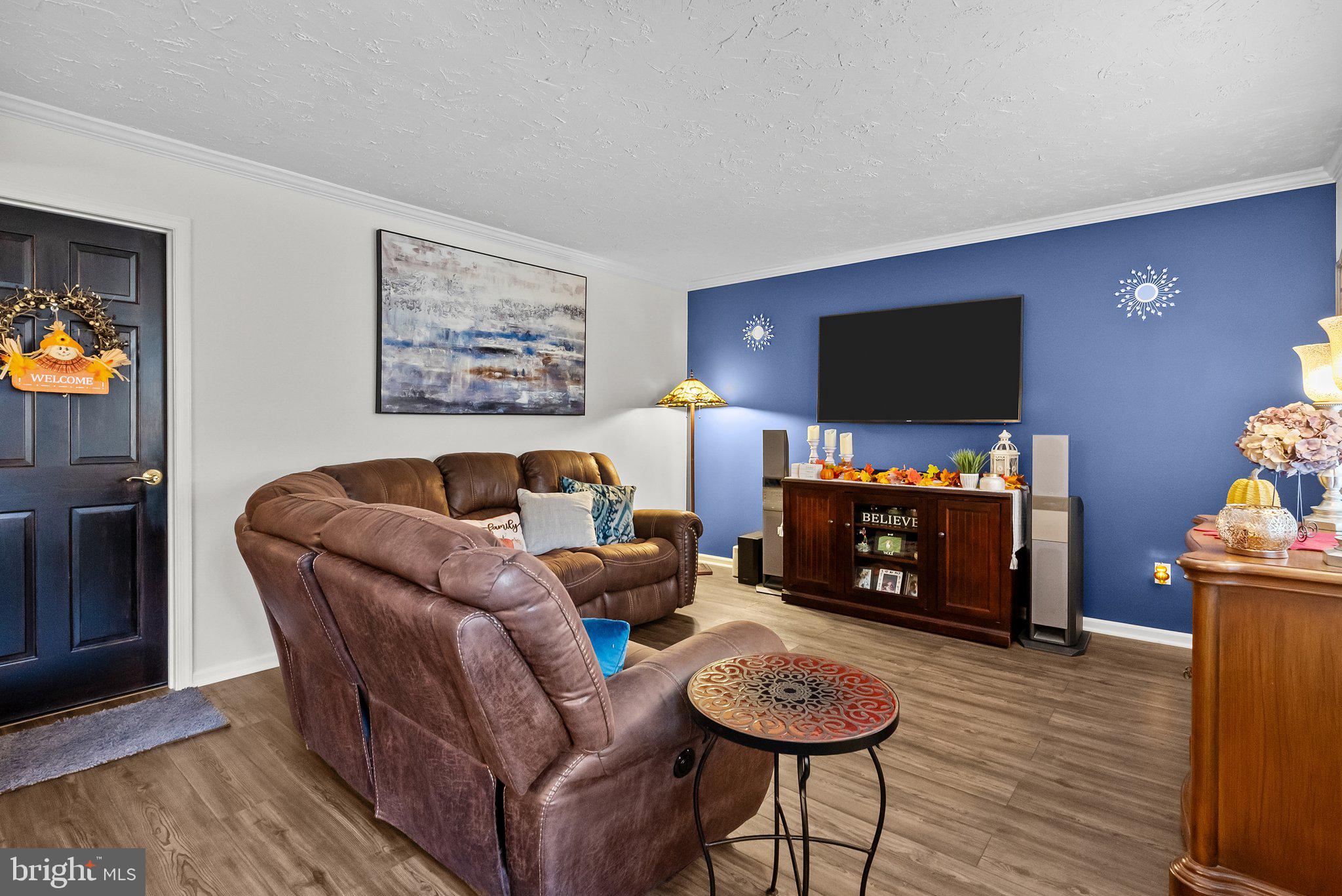 99 Grant Dr