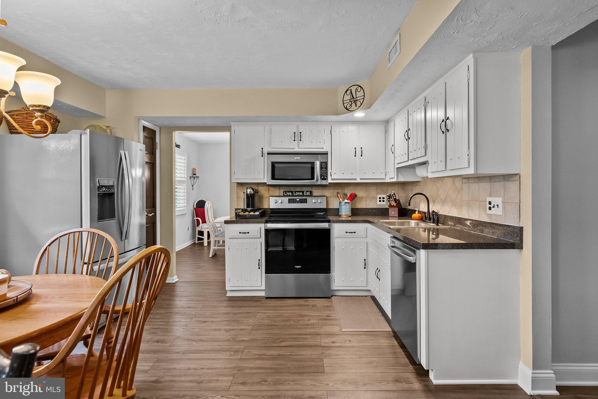99 Grant Dr