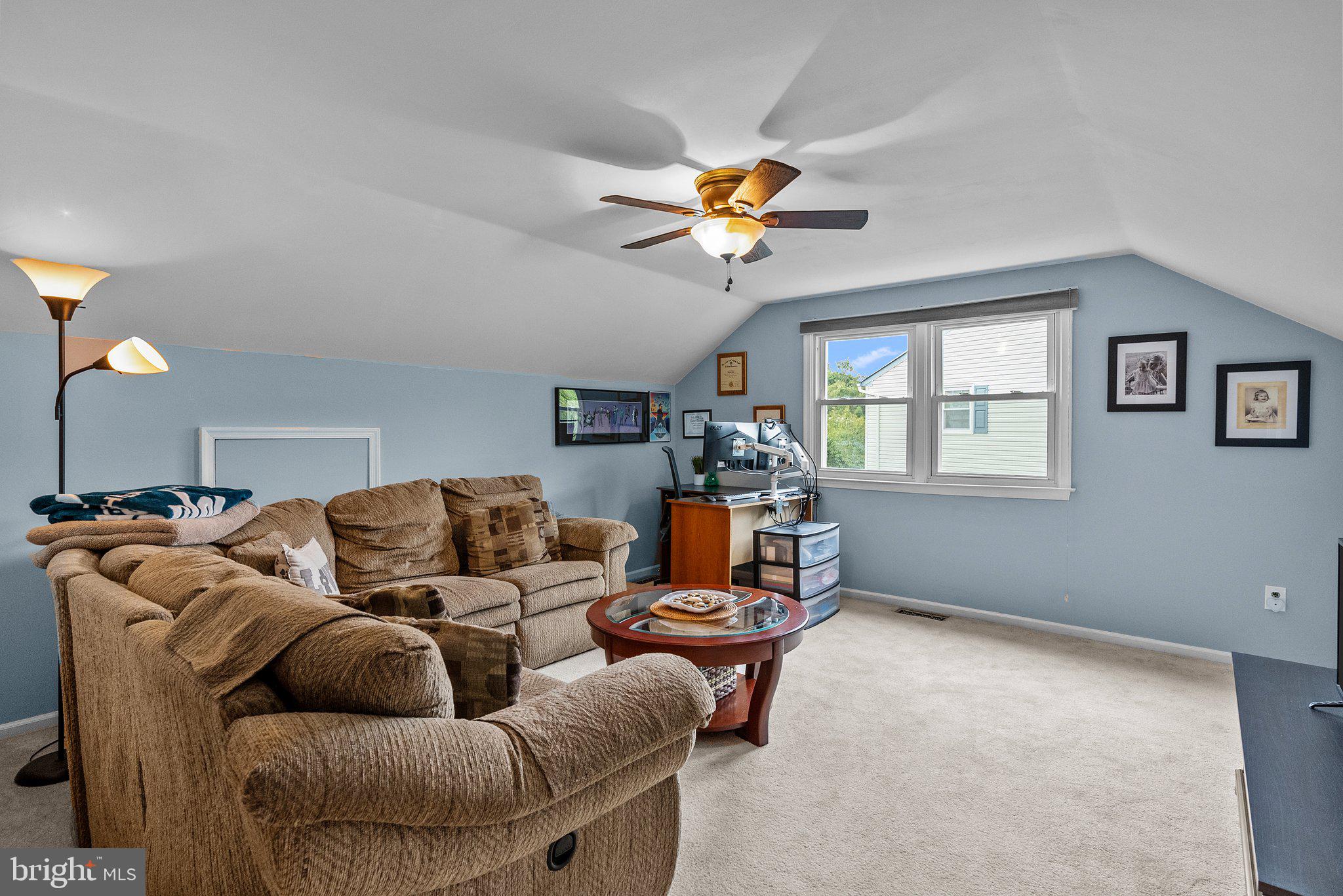 99 Grant Dr