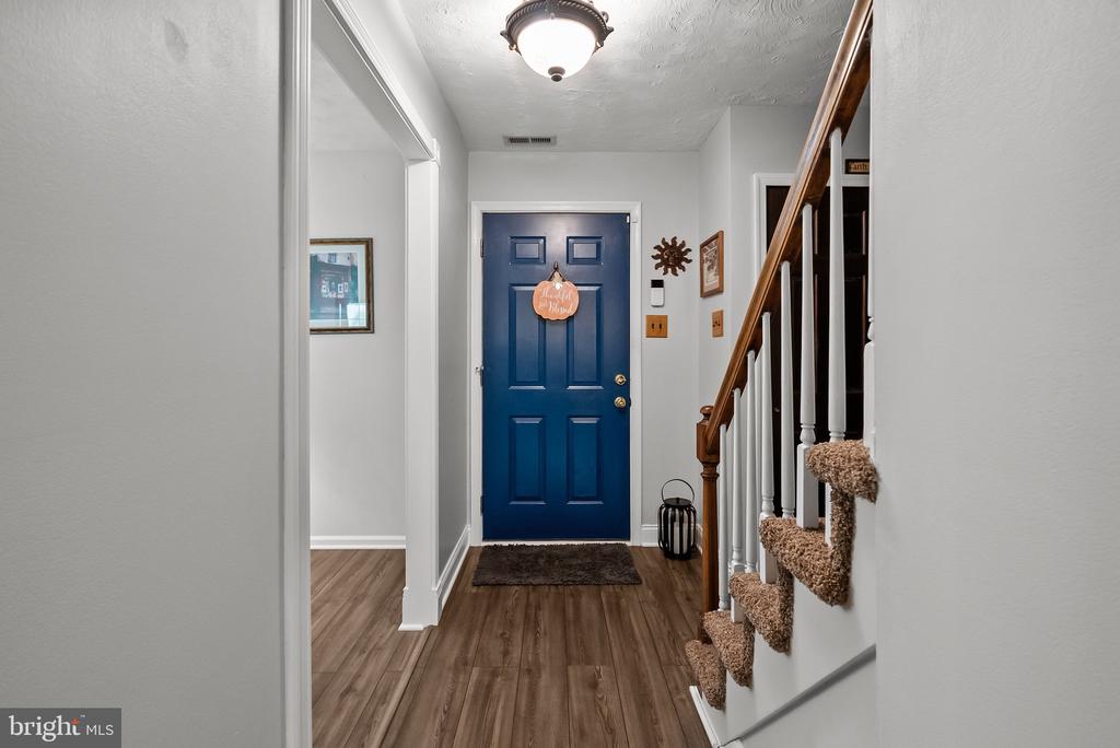 99 Grant Dr