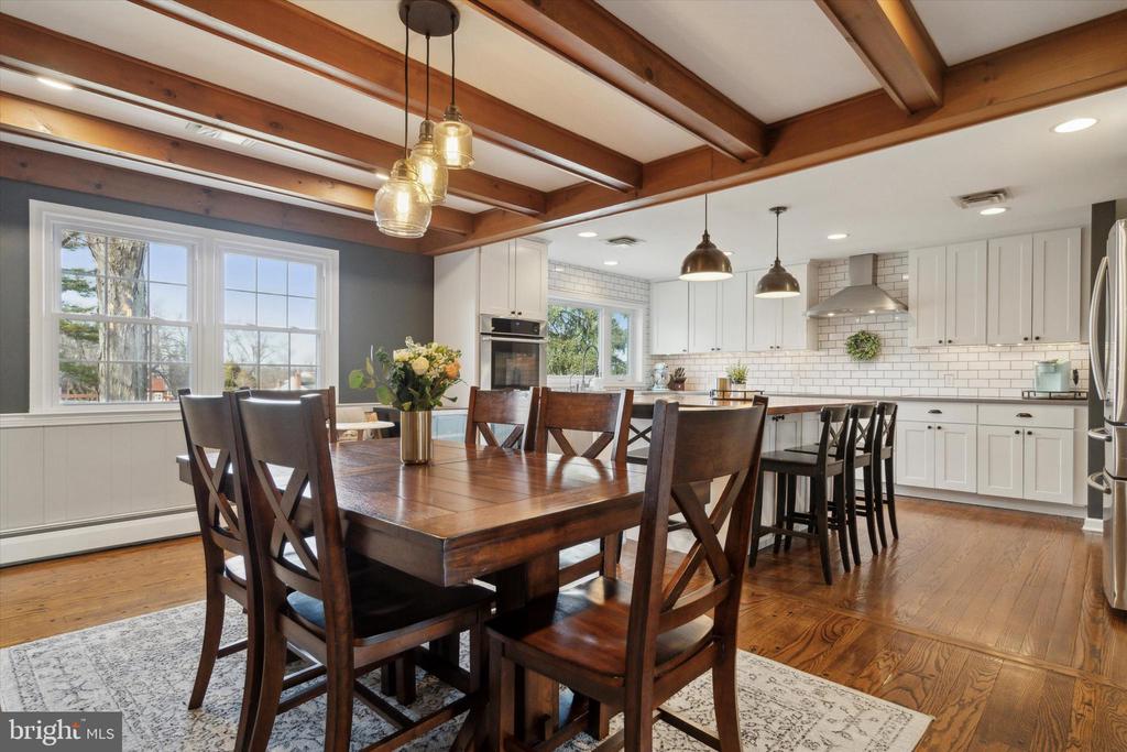 63 Woodstock Dr