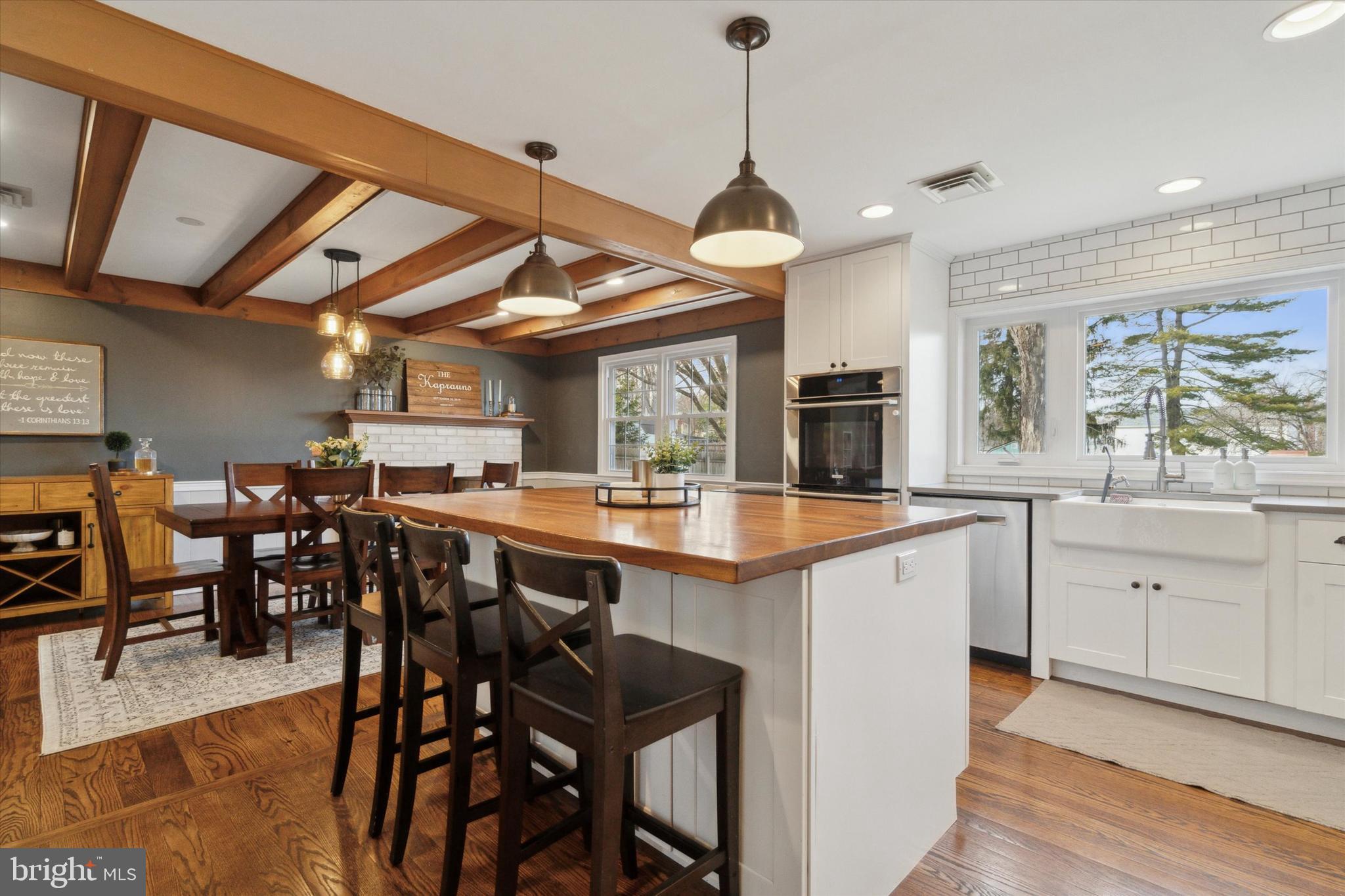63 Woodstock Dr