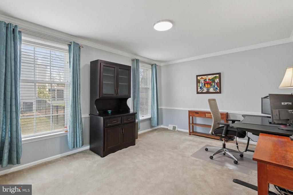152 Buttonwood