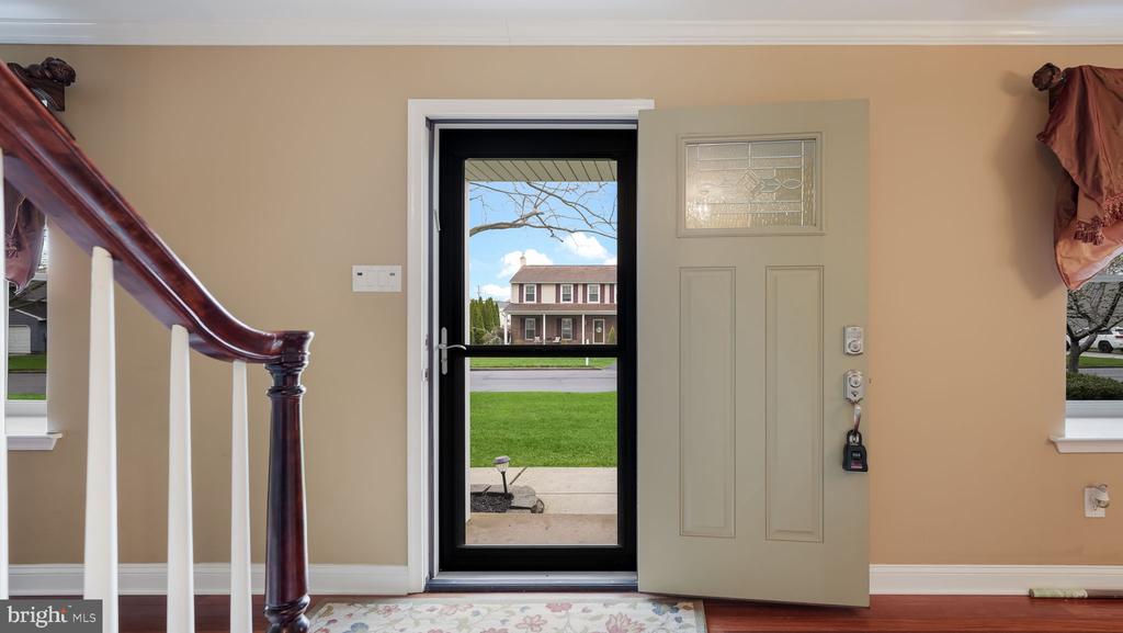 83 Baylis Rd