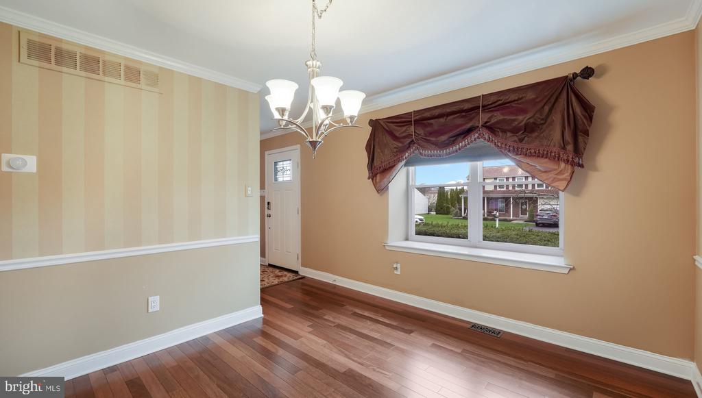 83 Baylis Rd