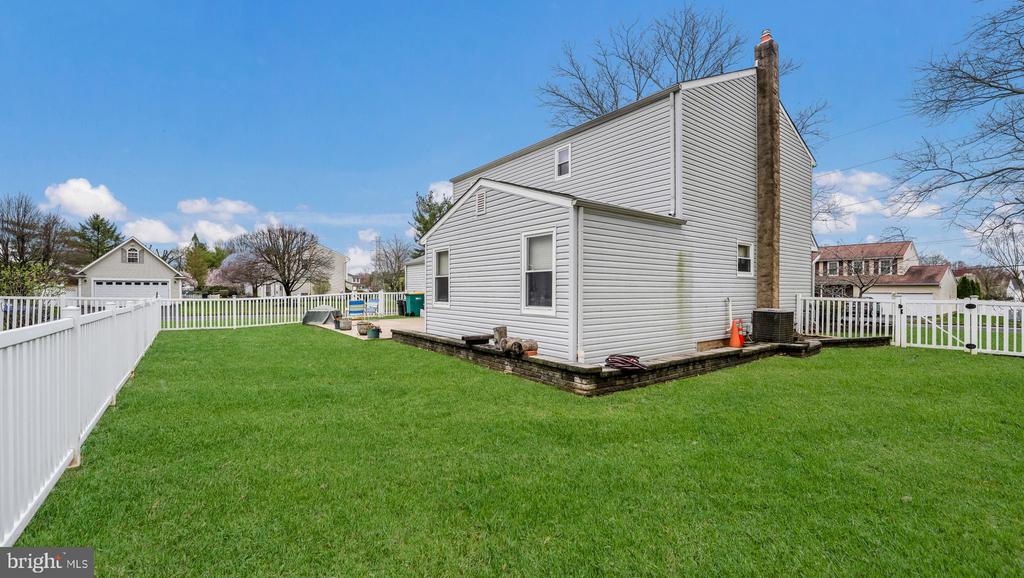 83 Baylis Rd