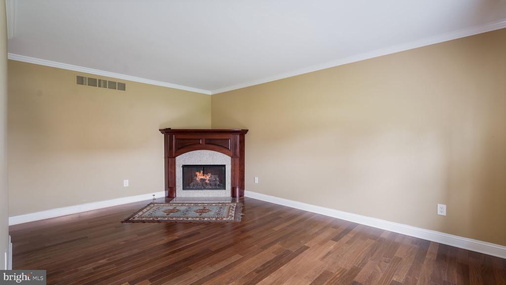 83 Baylis Rd