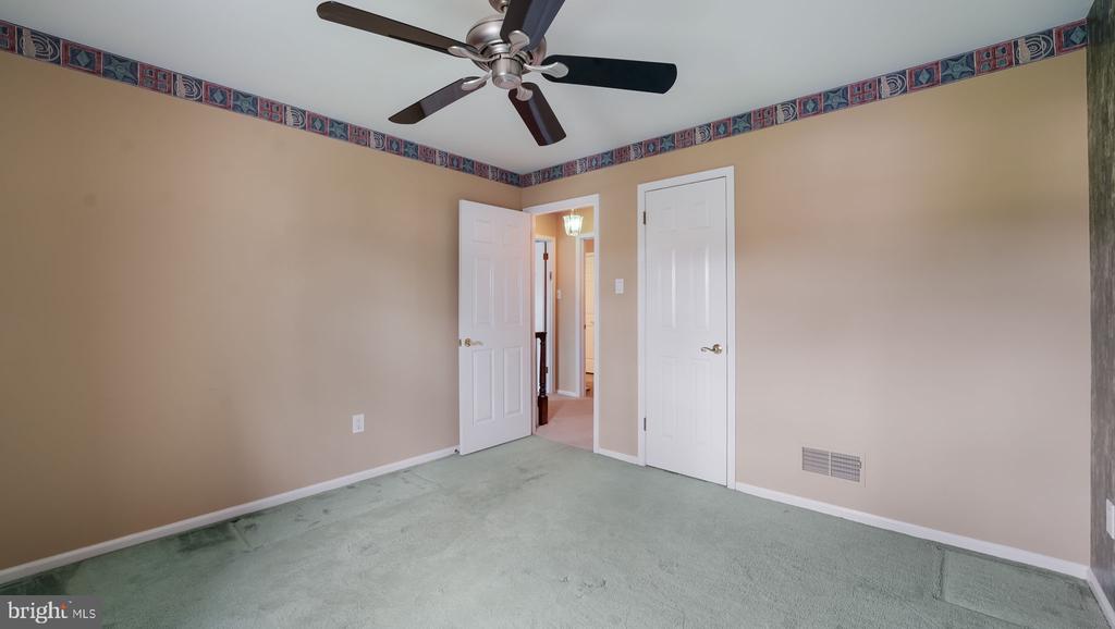 83 Baylis Rd