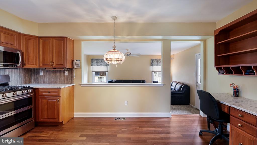 83 Baylis Rd